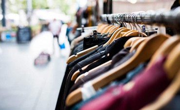 Les Accessoires Incontournables pour Compléter Votre Look